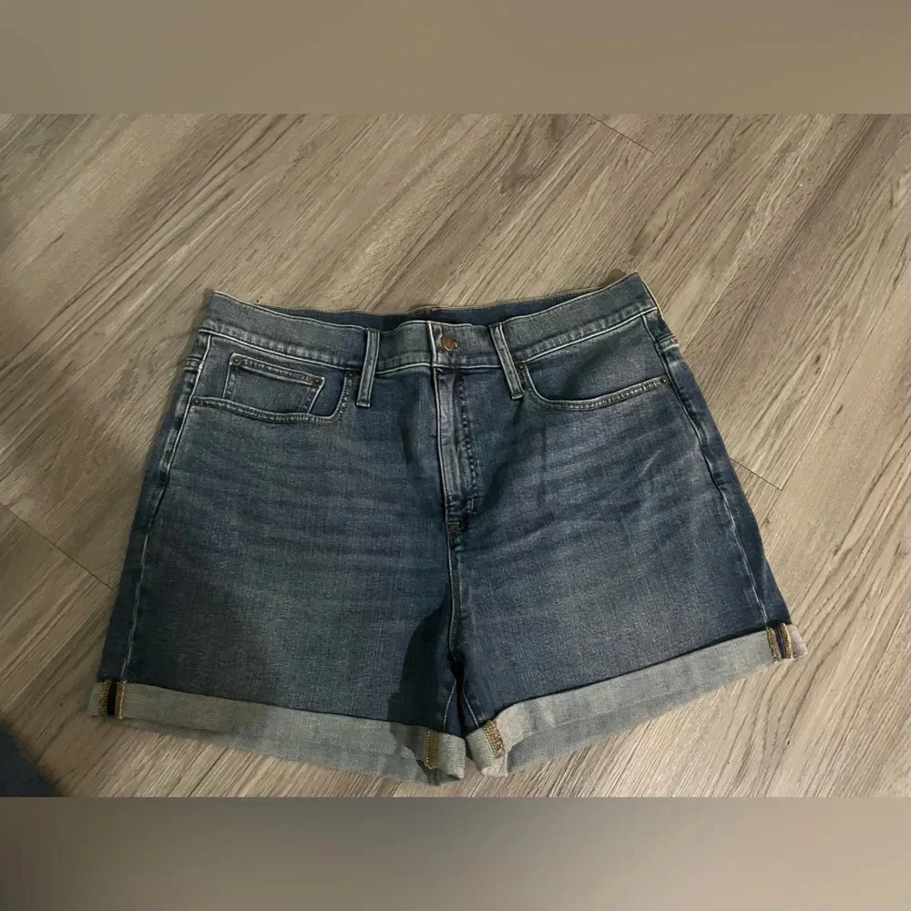 Bundle of 2 NWT J. Crew Women's Classic denim short in dark Pacific blue wash